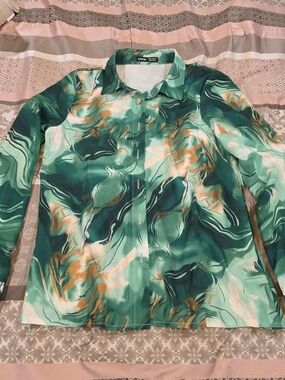 Green Marble Print Button-Up Shirt